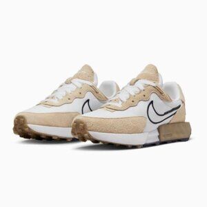 Nike - Fontanka Waffle 'Sanddrift White'